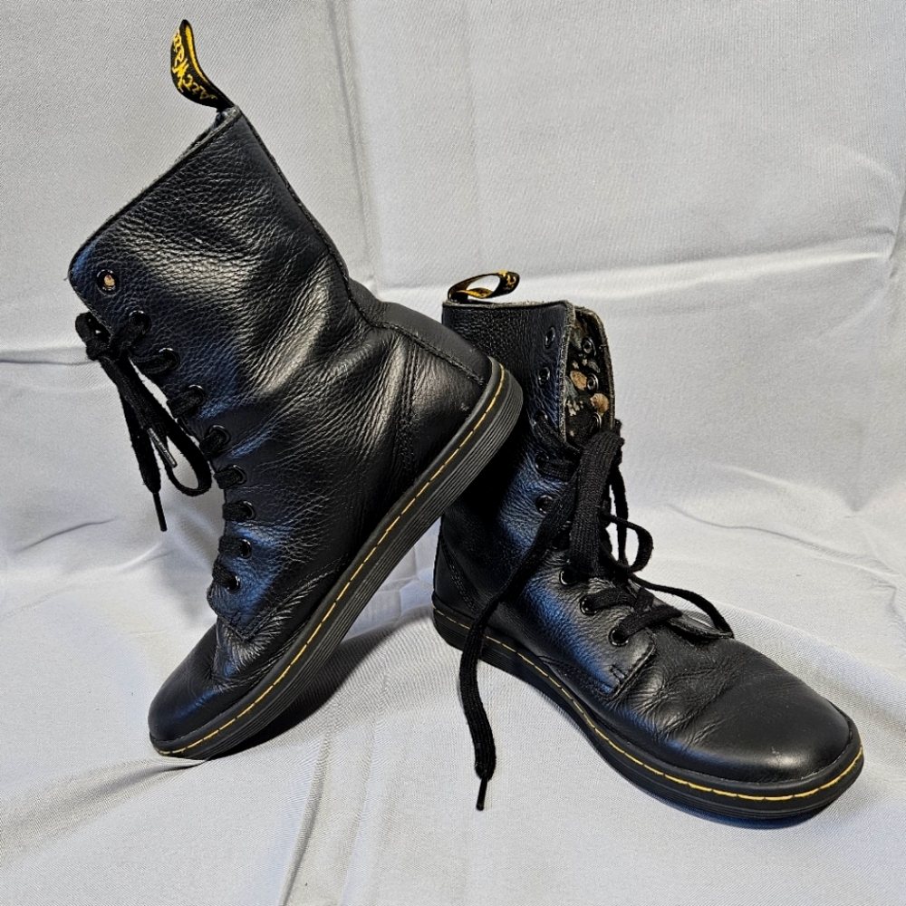 Dr Martens Stratford Boots Black Leather Goth Floral Lining High Lace Up Size 7 - Picture 9 of 9